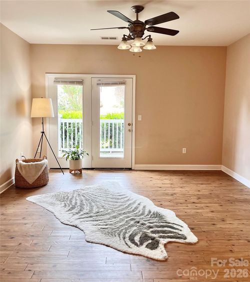 11264 Hyde Pointe Ct, Charlotte, NC, 28262-2684 | Card Image