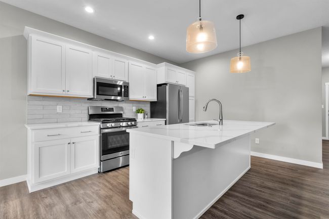 102 Bergen Dr, Condo with 2 bedrooms, 2 bathrooms and null parking in Waterloo IA | Image 7