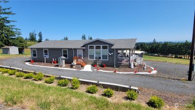 284 Hale Road W, House other with 2 bedrooms, 2 bathrooms and 1 parking in Winlock WA | Image 1