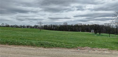 75964 Science Hill Road, Newcomerstown, OH, 43773 | Card Image