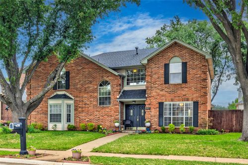 1309 Falcon Dr, Lewisville, TX, 75077-7638 | Card Image