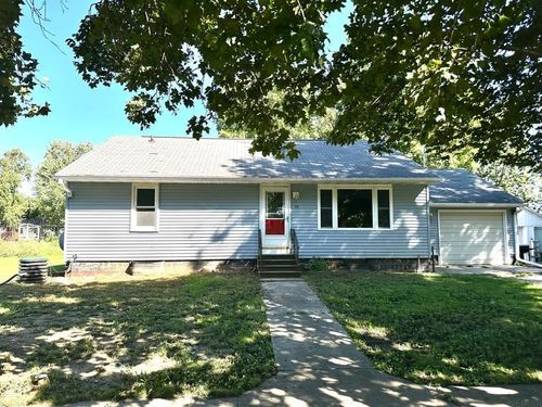308 9th St, Allison, IA, 50602-7802 | Card Image