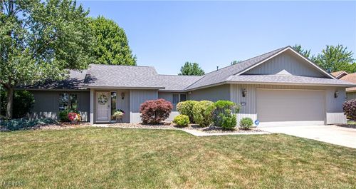 32648 Bridgestone Drive, North Ridgeville, OH, 44039 | Card Image