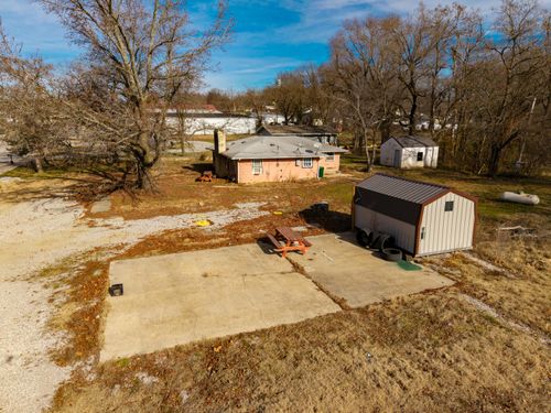 1006 N Jefferson St, Ava, MO, 65608-5330 | Card Image