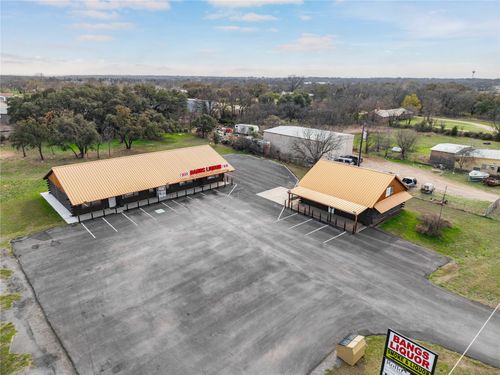 805 E Hall St, Bangs, TX, 76823-3480 | Card Image