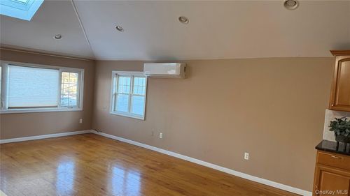 2nd-87 Commonwealth Blvd, Bellerose, NY, 11426-1631 | Card Image