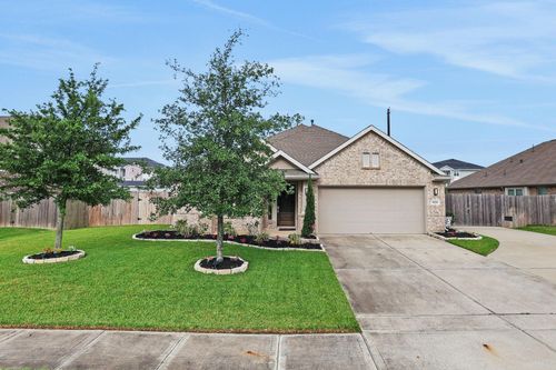 9211 Justin Way, Mont Belvieu, TX, 77523-5089 | Card Image