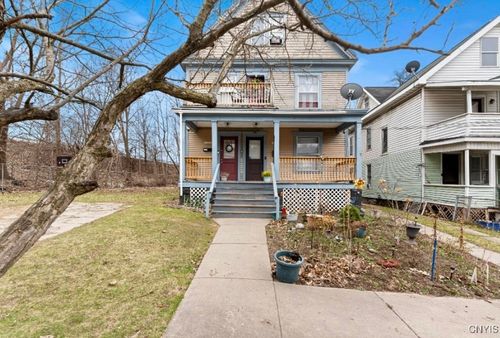 42-242 Mckinley Ave, Syracuse, NY, 13205-1516 | Card Image