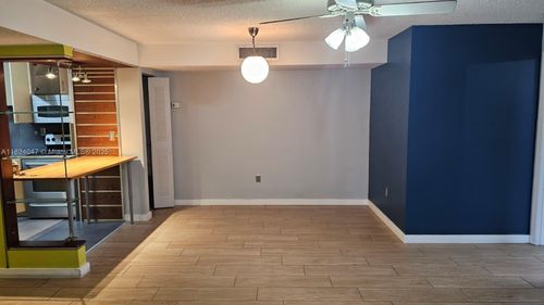 apt-104-815 Ne 199th St, Miami, FL, 33179-3030 | Card Image