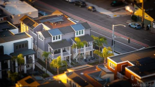 807 Santa Barbara Pl, San Diego, CA, 92109-7655 | Card Image