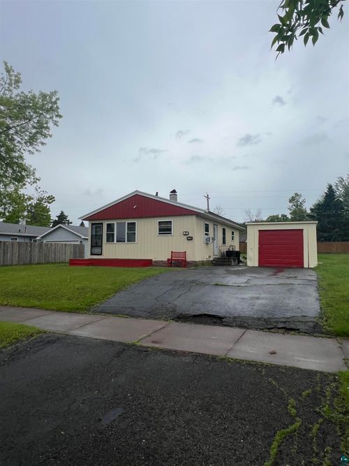 84 Edison Blvd, Silver Bay, MN, 55614 | Card Image