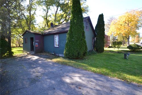 3626 N Creek Rd, Palmyra, NY, 14522-9321 | Card Image