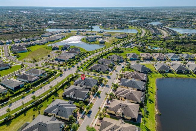 12802 Sw Lake Fern Cir, Condo with 2 bedrooms, 2 bathrooms and null parking in Port St. Lucie FL | Image 31