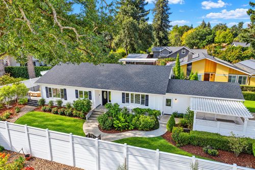 2111 W Lincoln Avenue, Napa, CA, 94558 | Card Image