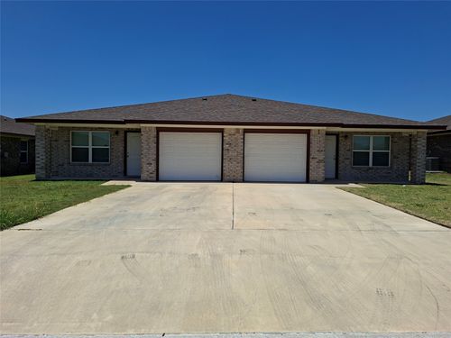 1818 Castroville Trl, Copperas Cove, TX, 76522-4182 | Card Image