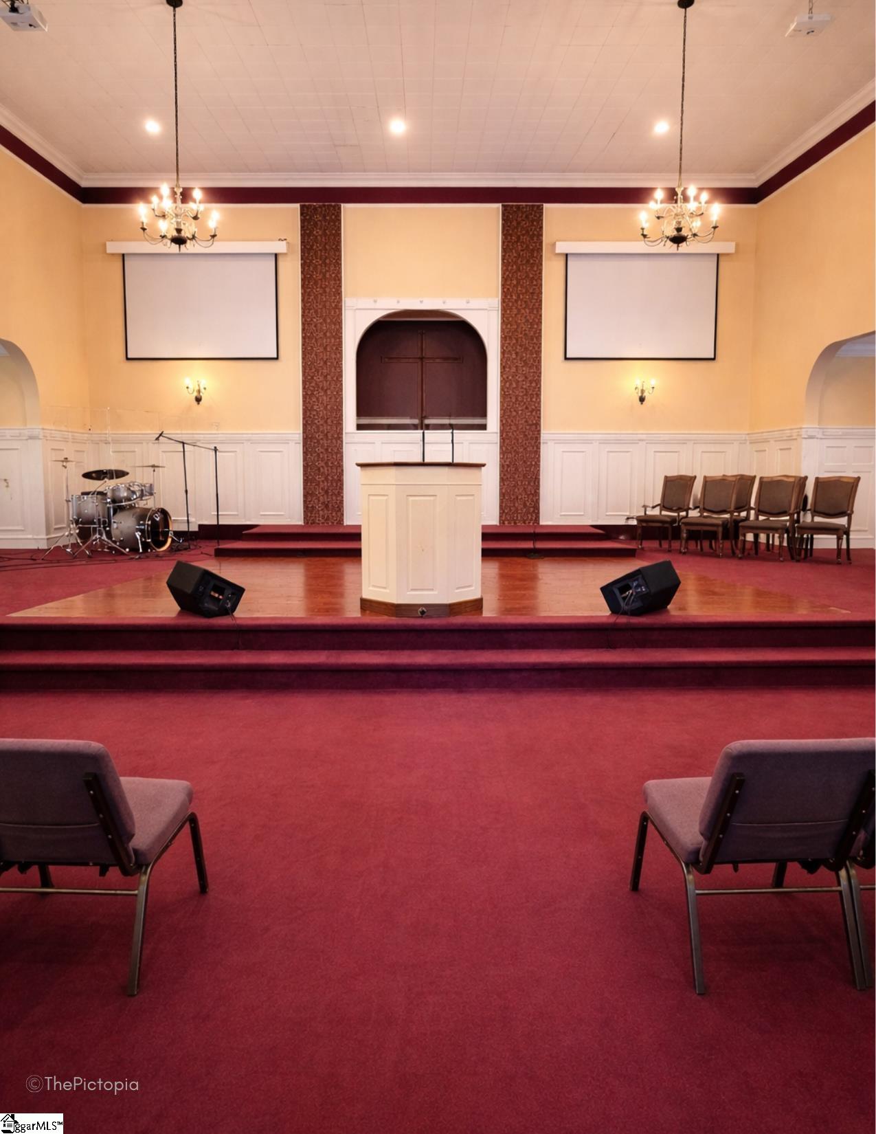 Commercial Sale in Fountain Inn 2