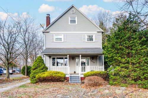 230 W 39th St, Lorain, OH, 44052-5454 | Card Image