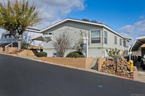 spc-340-525 W W El Norte Pkwy, Escondido, CA, 92026 | Card Image