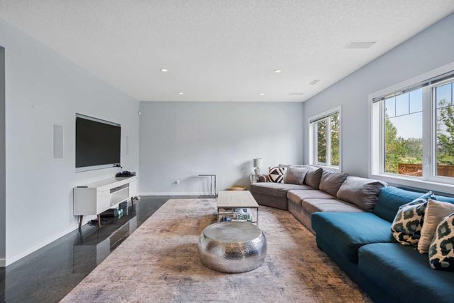 36 Panatella Pt Nw, House other with 4 bedrooms, 4 bathrooms and 4 parking in Calgary AB | Image 36