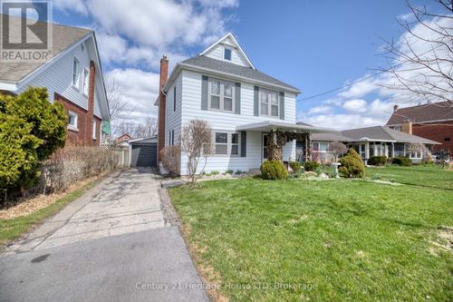 66 Bald St, Welland, ON, L3C5B9 | Card Image