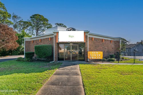 1015 S Ridgewood Avenue, Edgewater, FL, 32132 | Card Image