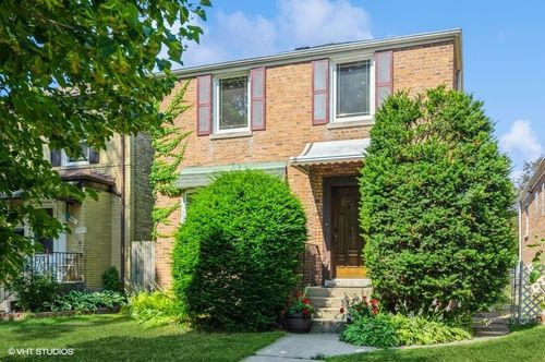 5116 N New England Ave, Chicago, IL, 60656-3705 | Card Image