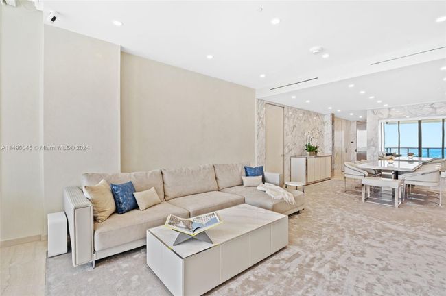 2502 - 9703 Collins Ave, Condo with 2 bedrooms, 3 bathrooms and null parking in Bal Harbour FL | Image 7