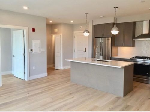 309-1650 Commonwealth Ave, Boston, MA, 02135-5632 | Card Image