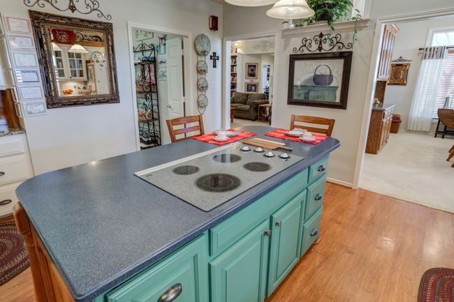 14101 E Fm 1527, Home with 3 bedrooms, 4 bathrooms and null parking in Lorenzo TX | Image 46
