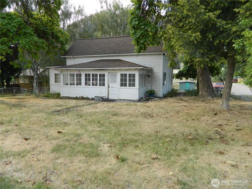 26 Palmer Ave, Loomis, WA, 98827-9726 | Card Image