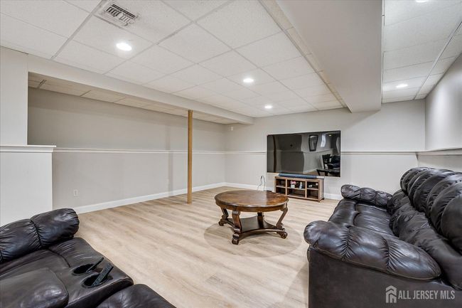 37 Keswick Rd, House other with 5 bedrooms, 3 bathrooms and null parking in East Windsor NJ | Image 39