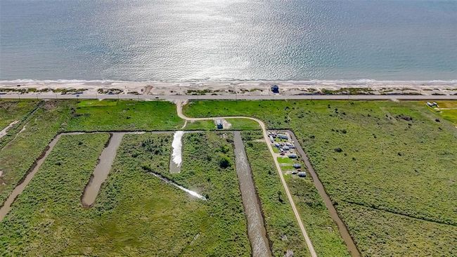 1015 3 Rd St, Home with 0 bedrooms, 0 bathrooms and null parking in Gilchrist TX | Image 4
