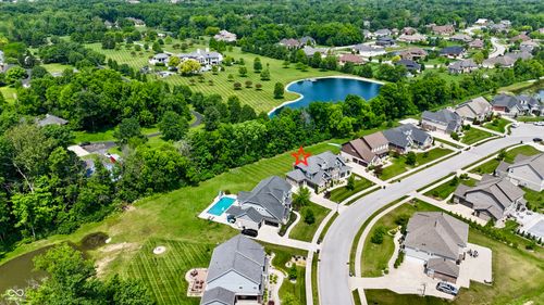5706 Bentbrook Dr, Bargersville, IN, 46106-5504 | Card Image