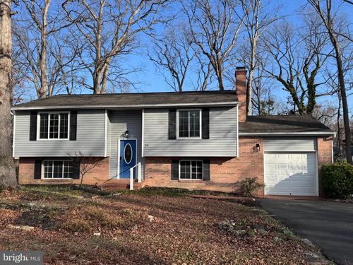 76 Devonne Dr, Fredericksburg, VA, 22407-1616 | Card Image