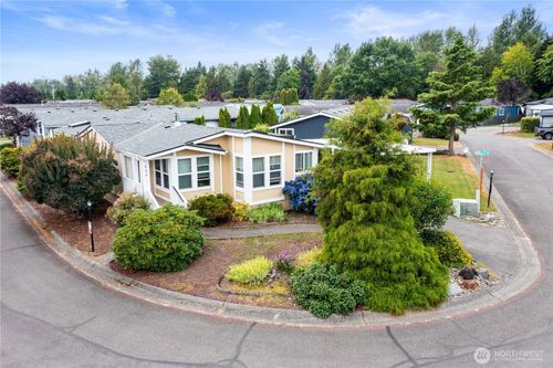 57-298 Holly Dr, Enumclaw, WA, 98022-6803 | Card Image