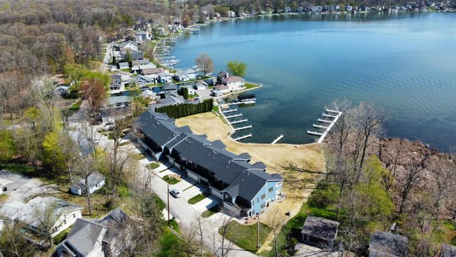 27 Lane 345 Crooked Lk, Condo with 3 bedrooms, 3 bathrooms and null parking in Angola IN | Image 32