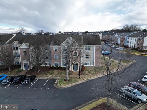 202-1123 Huntmaster Ter Ne, LEESBURG, VA, 20176-4585 | Card Image
