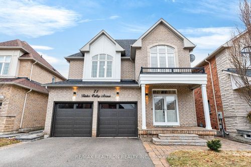 71 Timber Valley Avenue, Richmond Hill, ON, L4E4Z8 | Card Image