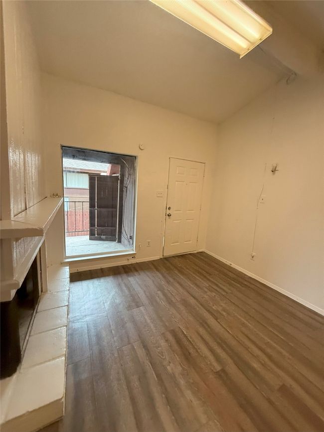 APT-2166 - 7152 Fair Oaks Ave, Condo with 1 bedrooms, 1 bathrooms and null parking in Dallas TX | Image 5