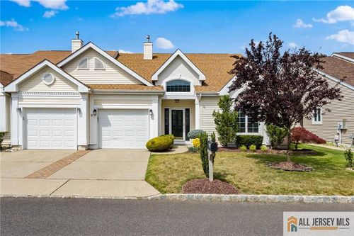 30 Wellington Pl, Monroe, NJ, 08831-2689 | Card Image