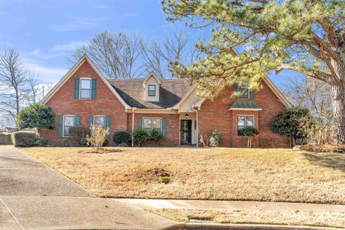 917 Valleyview Ln, Collierville, TN, 38017-1593 | Card Image