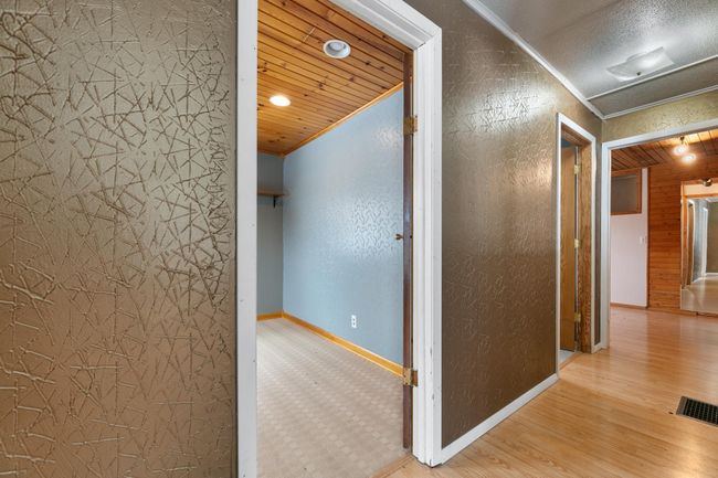 124 4 Th Ave, House other with 2 bedrooms, 1 bathrooms and null parking in Spicer MN | Image 17
