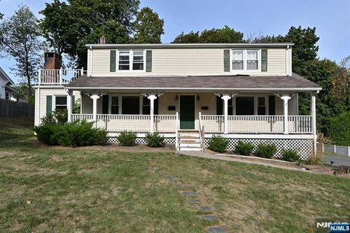 190 Madison Ave, Midland Park, NJ, 07432-1609 | Card Image