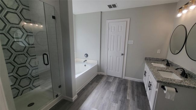 Beautiful Primary Bathroom | Image 11