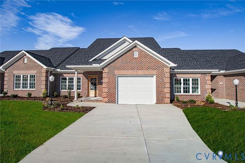 118 Cobblestone Dr, Hopewell, VA, 23860-4170 | Card Image