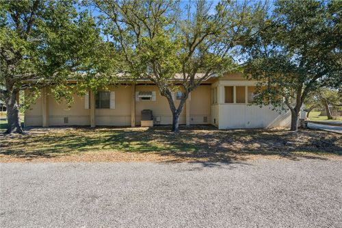 308 Fulton Ave, Rockport, TX, 78382-7209 | Card Image