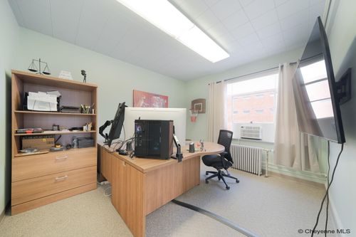 1904 Thomes Ave, Cheyenne, WY, 82001-3527 | Card Image