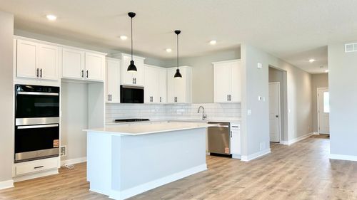 2483 Marsh View Ct, Shakopee, MN, 55379-5545 | Card Image