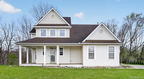 16195 River Ridge Trl, Linden, MI, 48451-8576 | Card Image