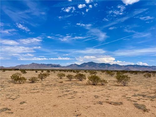 316 N Bee Drive, Dolan Springs, AZ, 86441 | Card Image
